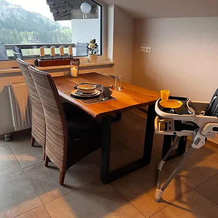 Alpenblick Apartment *